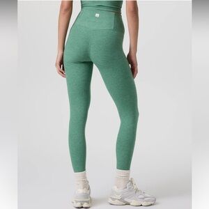 Vuori Clean Elevation Legging - Sz S - Creek Heather